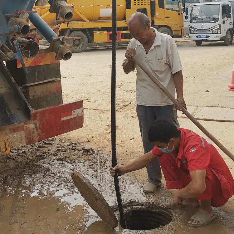 大英雨水管道清淤